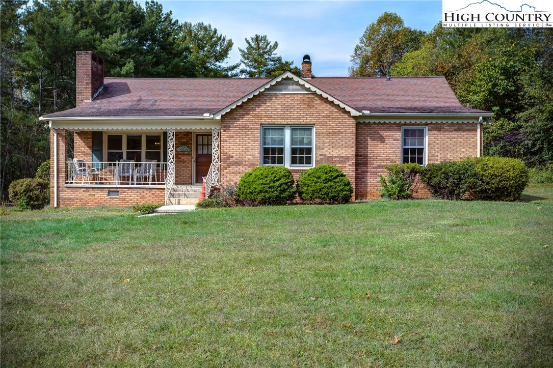 Image number 1 for the current listing