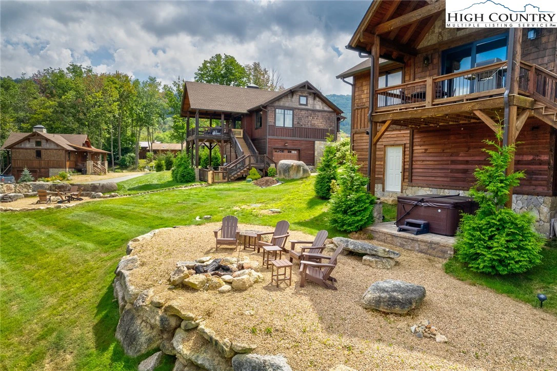 Image number 3 for the current listing