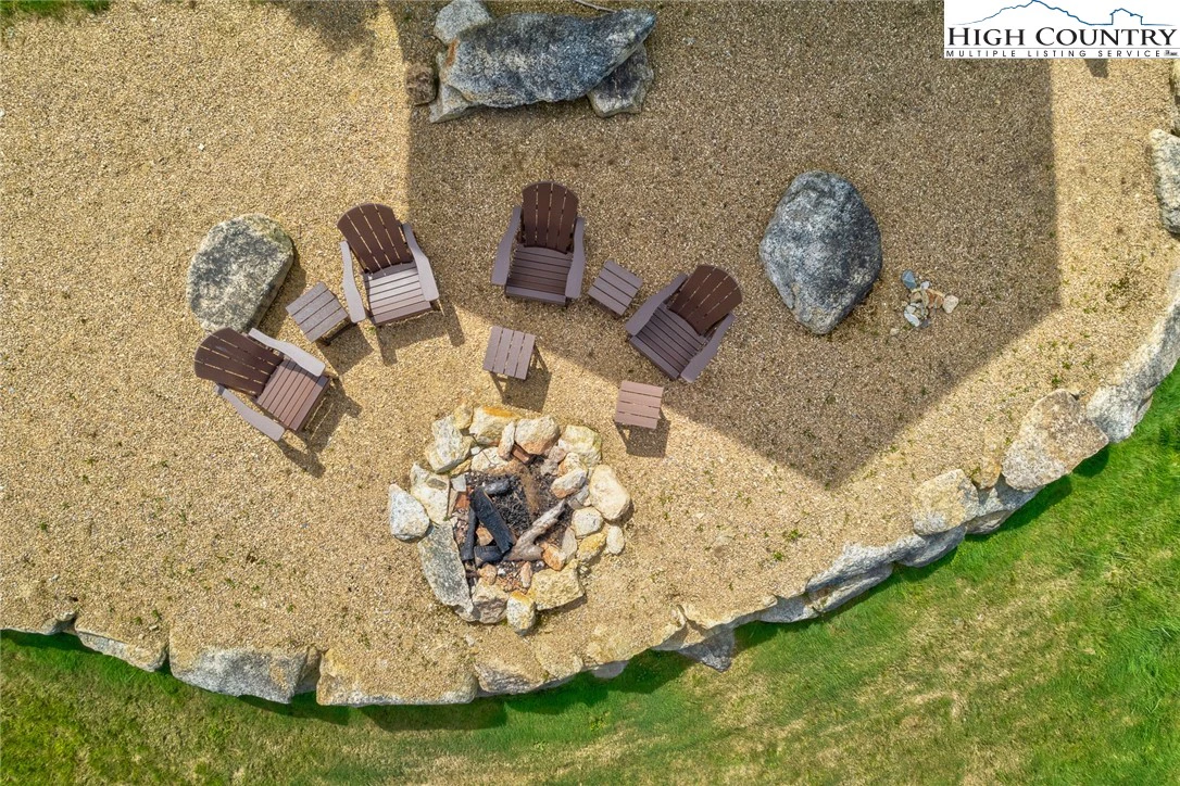 Image number 7 for the current listing