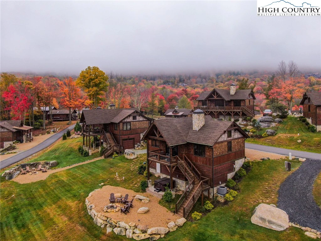 Image number 9 for the current listing