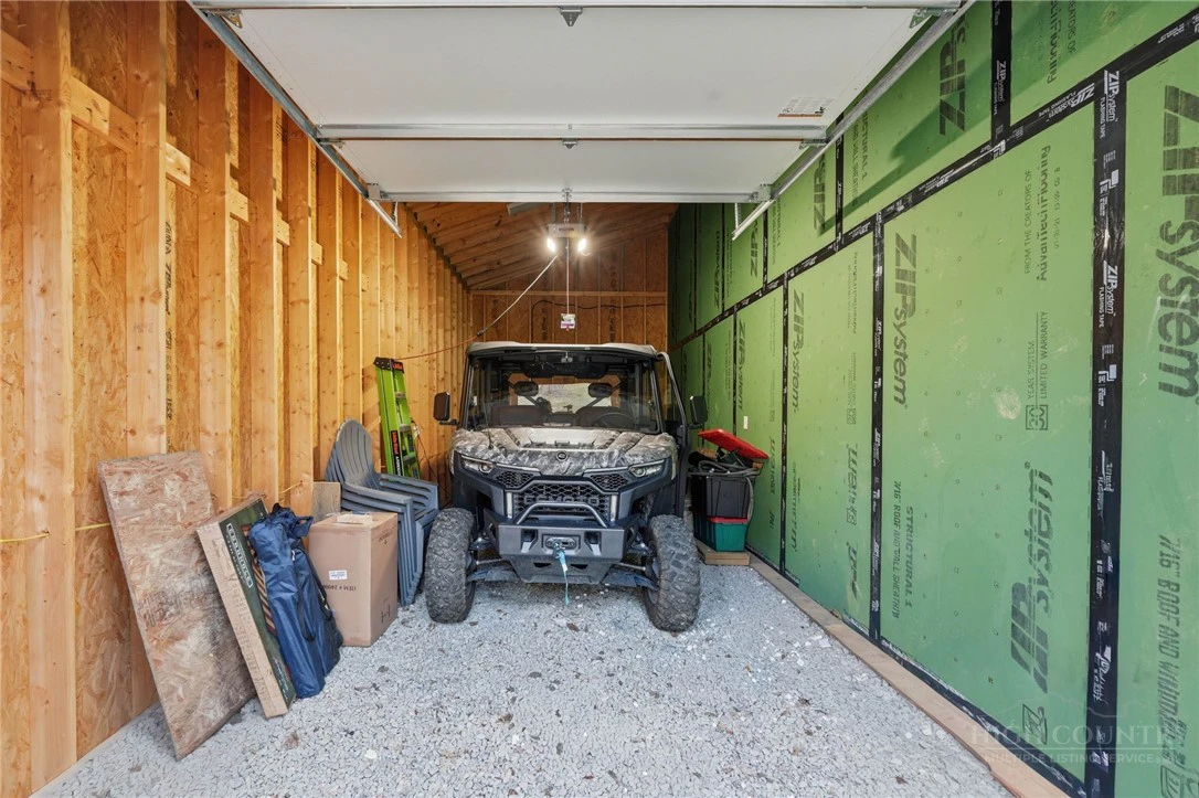 Image number 2 for the current listing