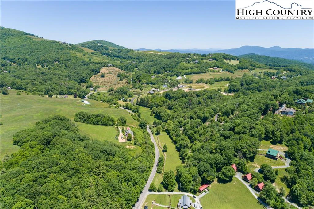 Image number 2 for the current listing