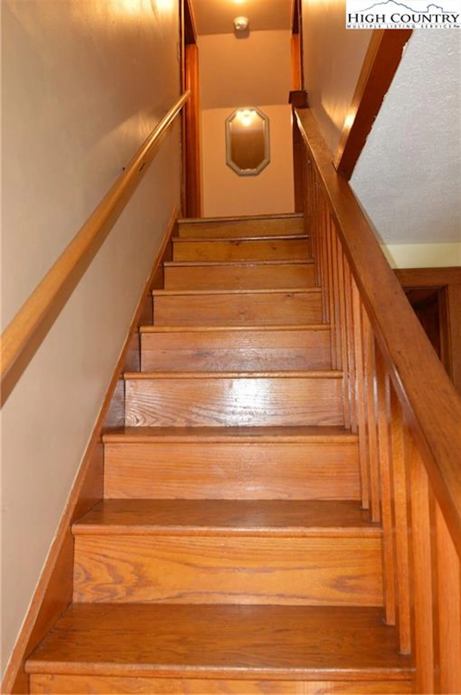Image number 12 for the current listing