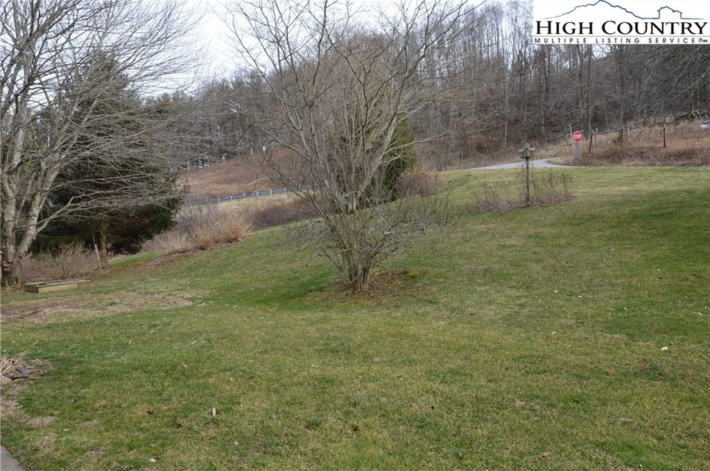Image number 20 for the current listing