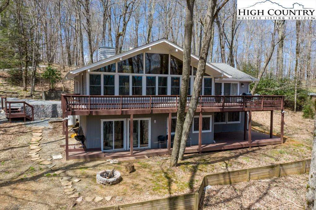 Image number 1 for the current listing