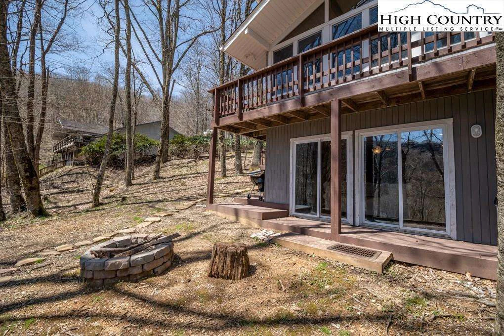 Image number 16 for the current listing
