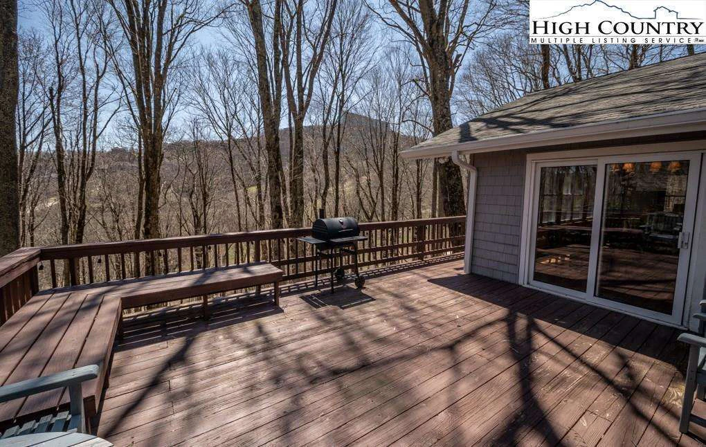 Image number 18 for the current listing