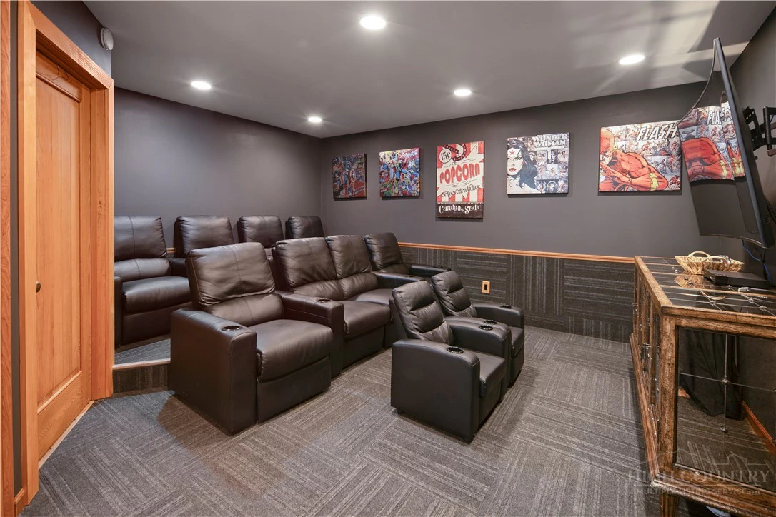 Image number 3 for the current listing