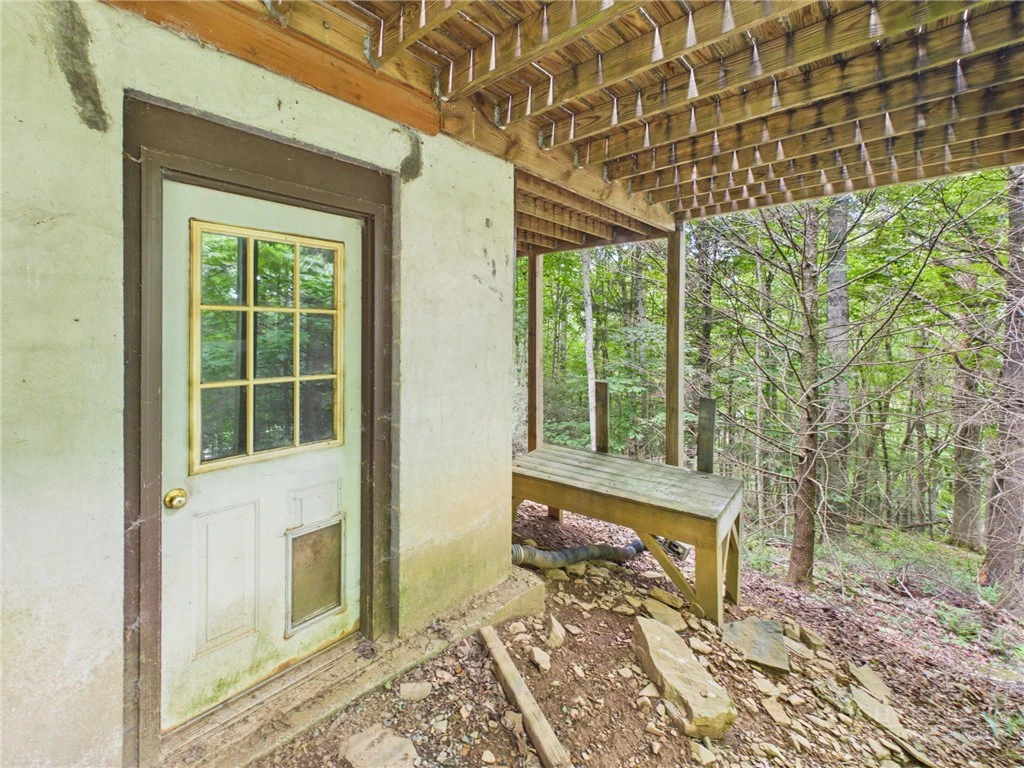 Image number 25 for the current listing