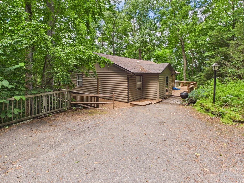 Image number 2 for the current listing