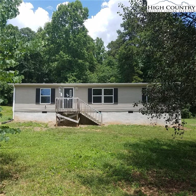 Image number 1 for the current listing