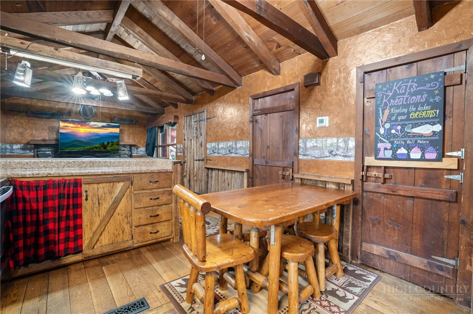 Image number 8 for the current listing