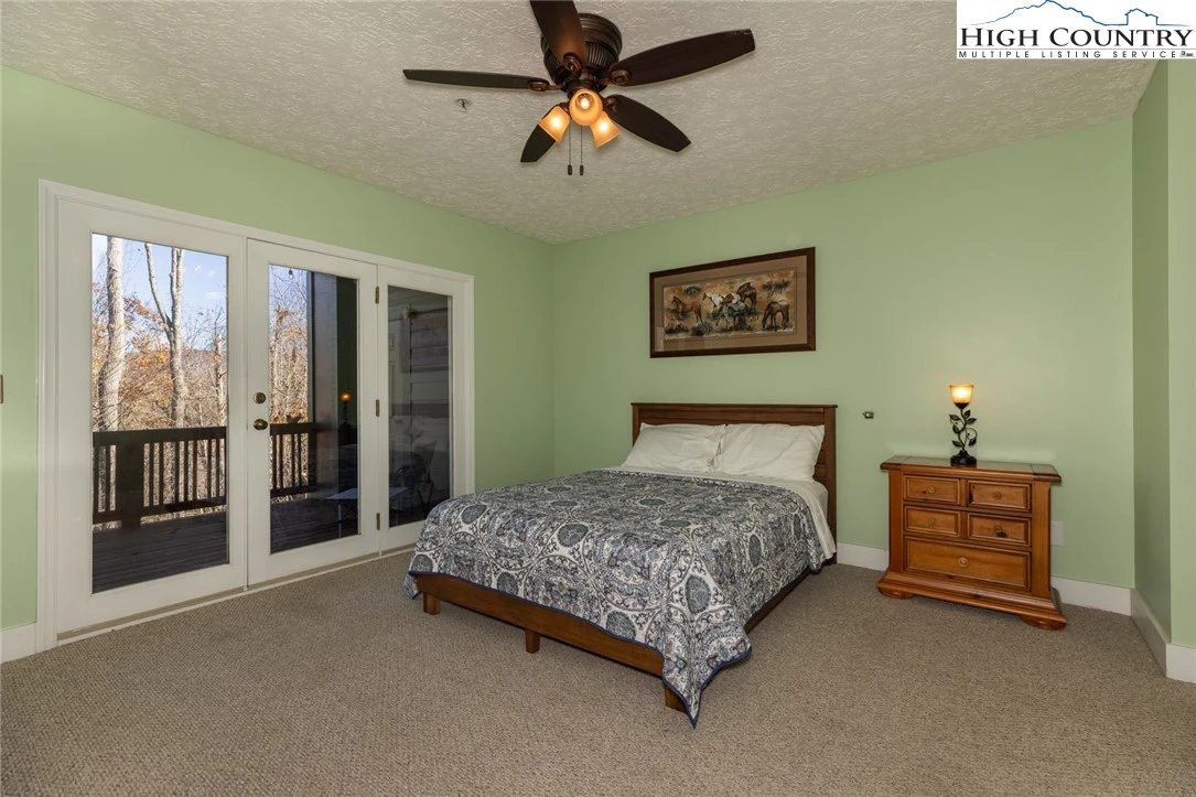 Image number 10 for the current listing