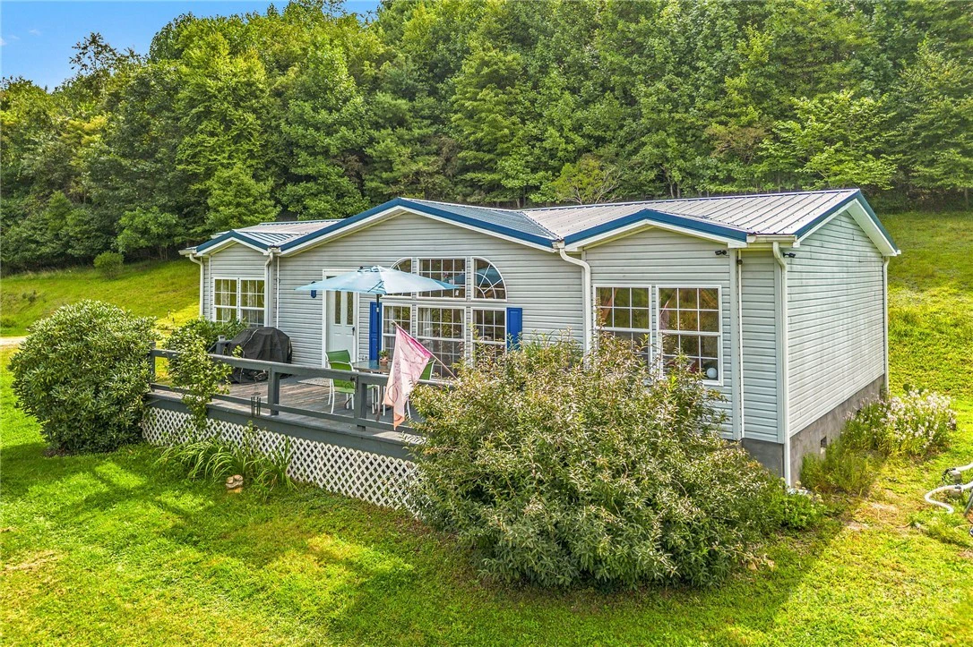 Image number 2 for the current listing