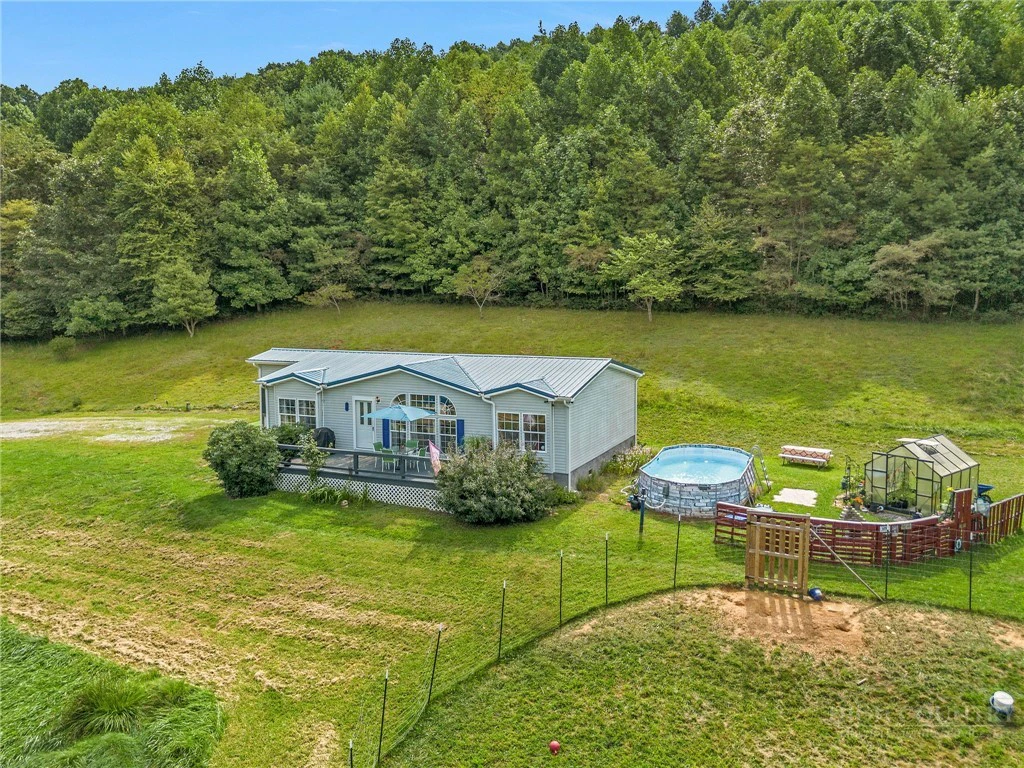 Image number 5 for the current listing
