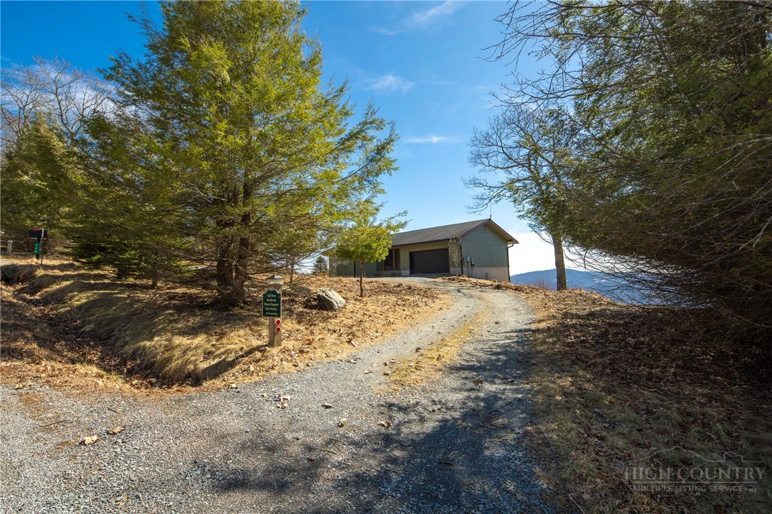 Image number 6 for the current listing