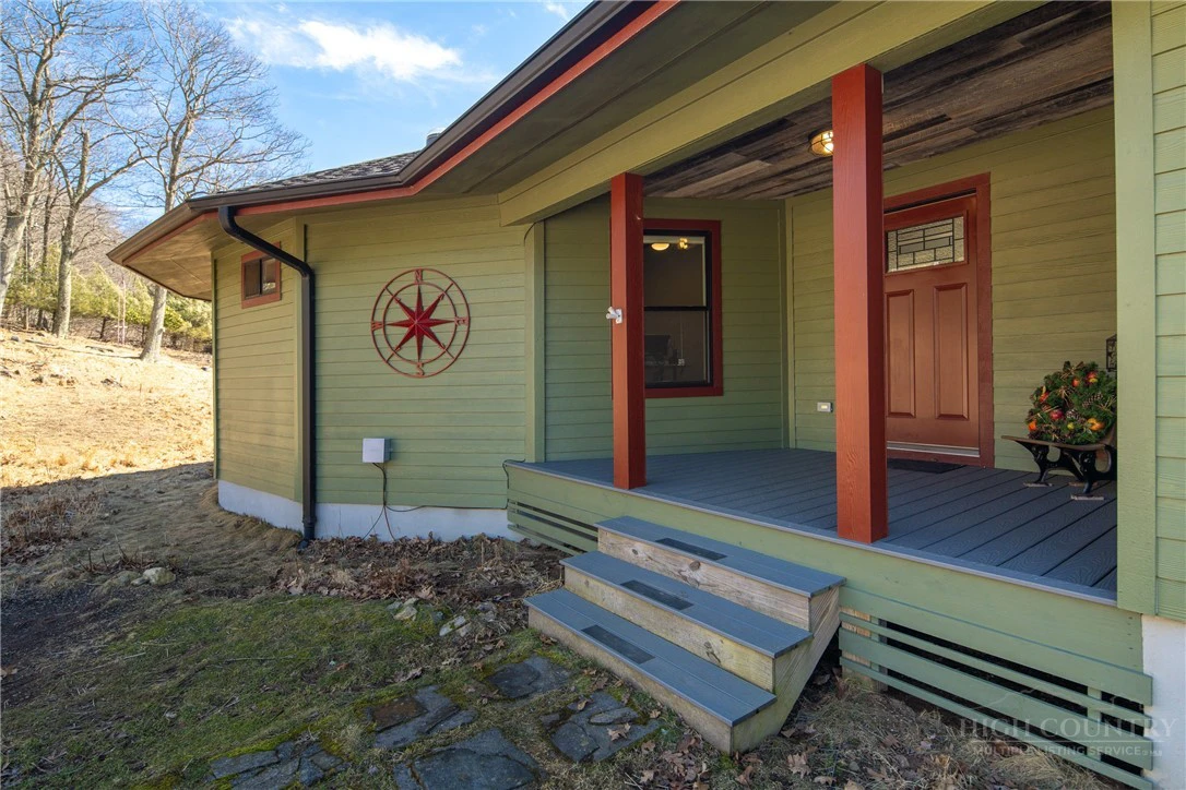 Image number 7 for the current listing