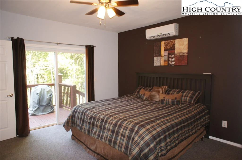 Image number 10 for the current listing