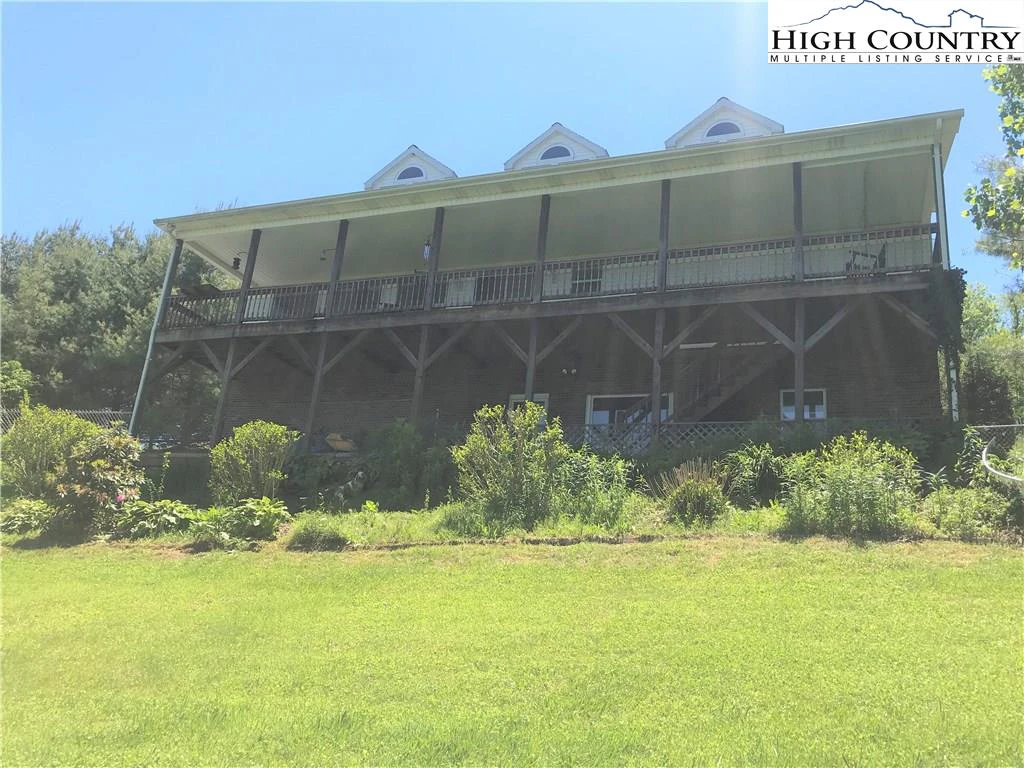 Image number 7 for the current listing