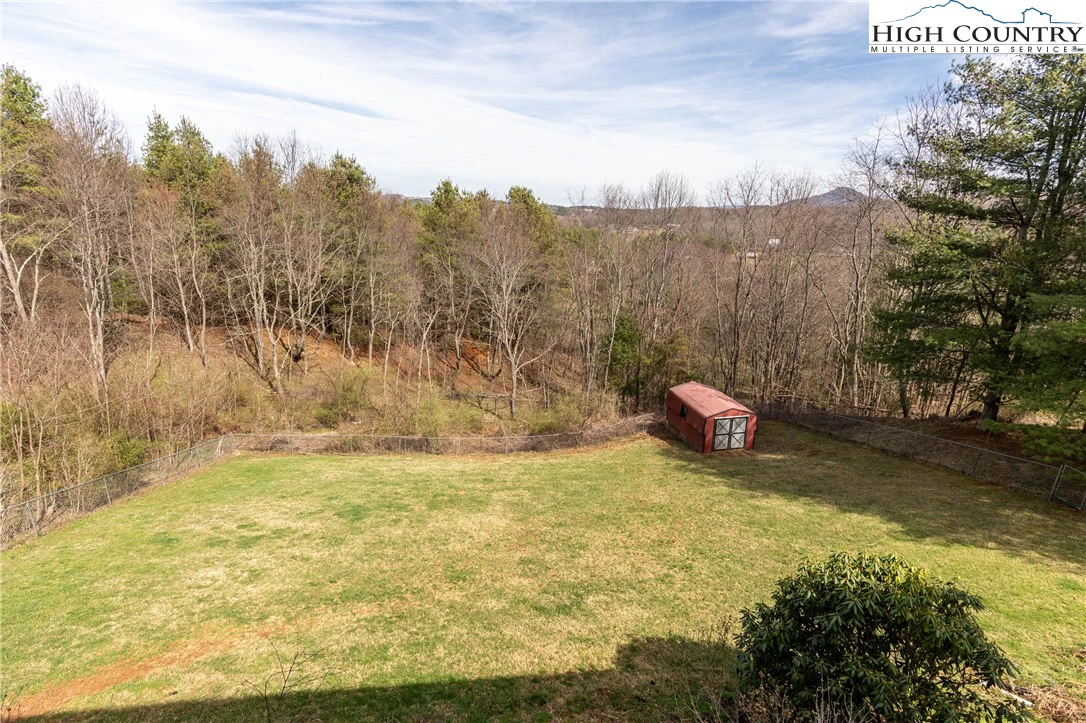 Image number 16 for the current listing