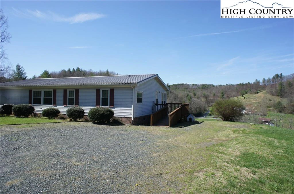 Image number 3 for the current listing