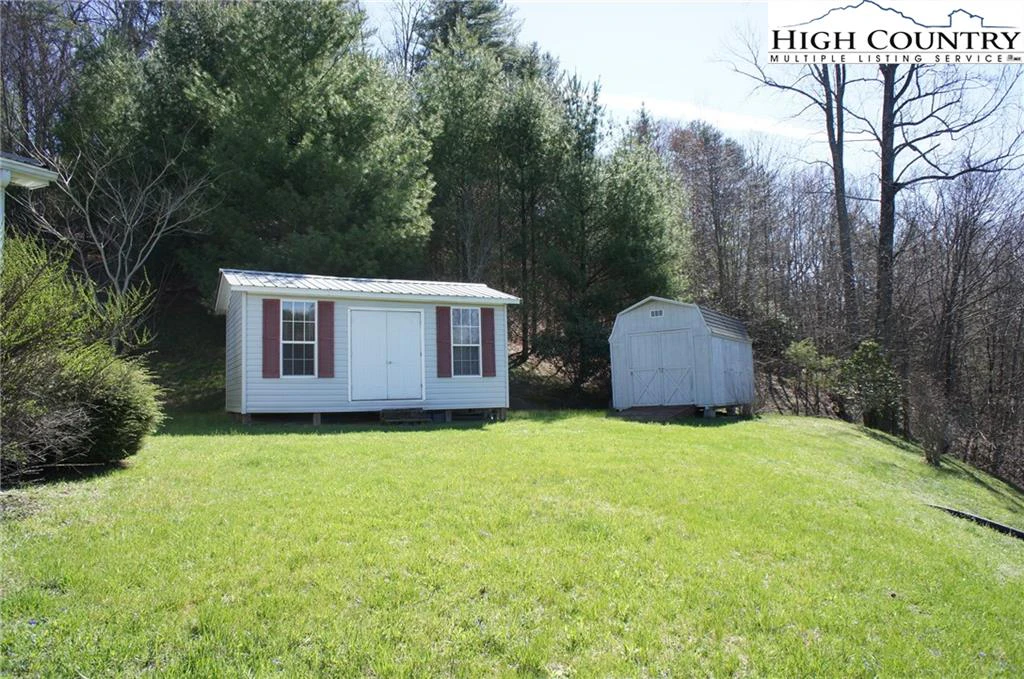 Image number 5 for the current listing