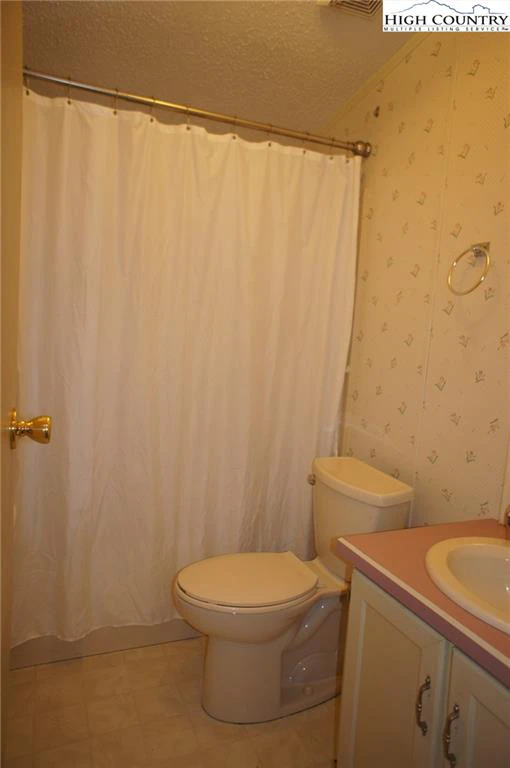 Image number 20 for the current listing