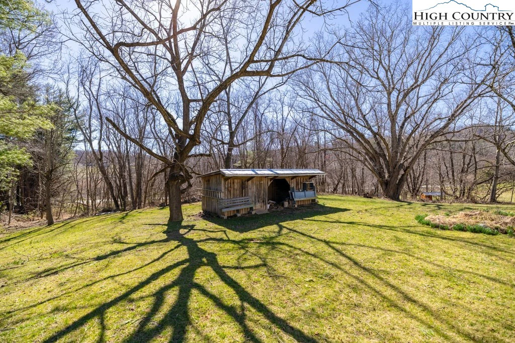Image number 20 for the current listing