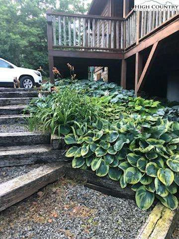 Image number 11 for the current listing