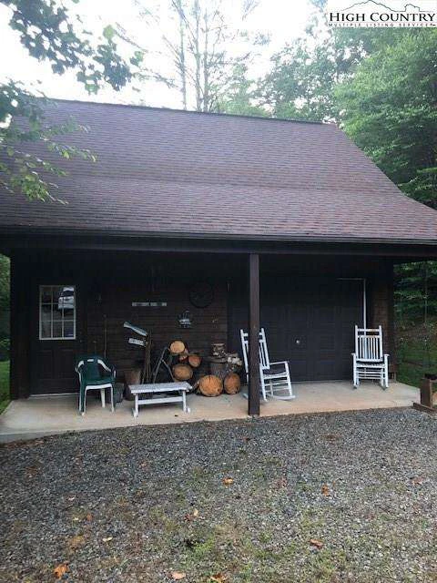 Image number 21 for the current listing