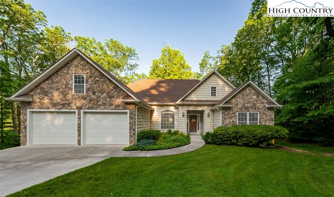 Image number 1 for the current listing