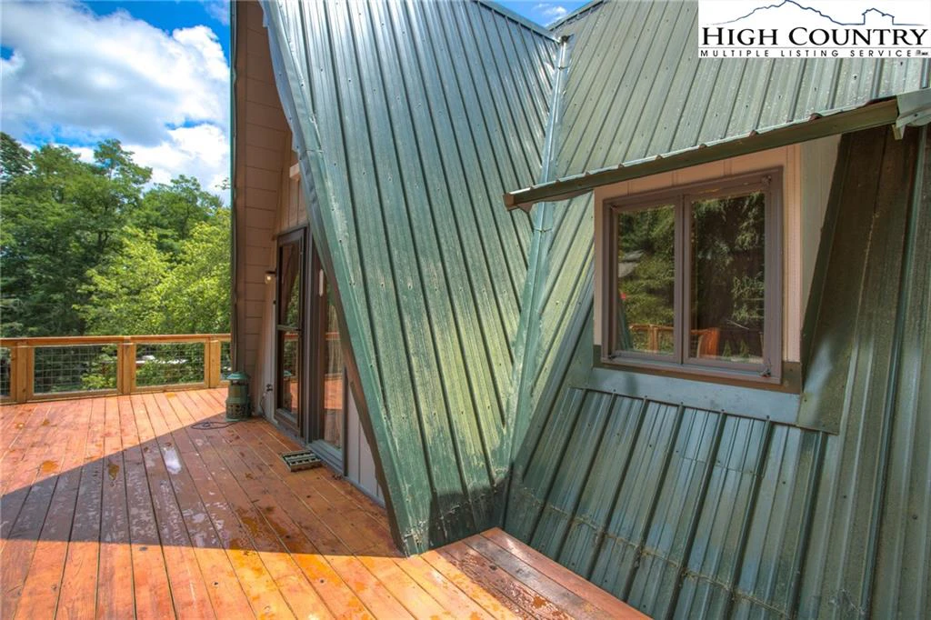 Image number 7 for the current listing