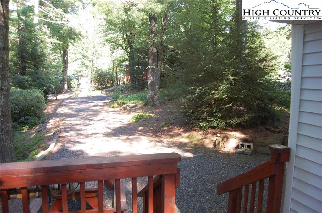 Image number 5 for the current listing