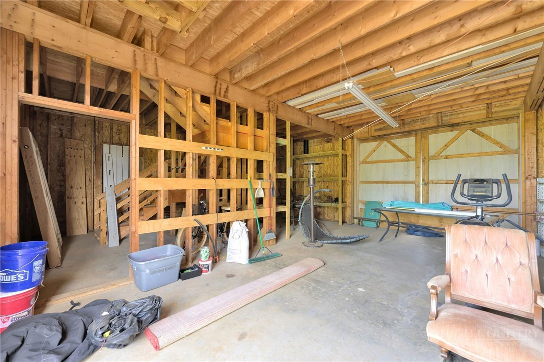 Image number 13 for the current listing