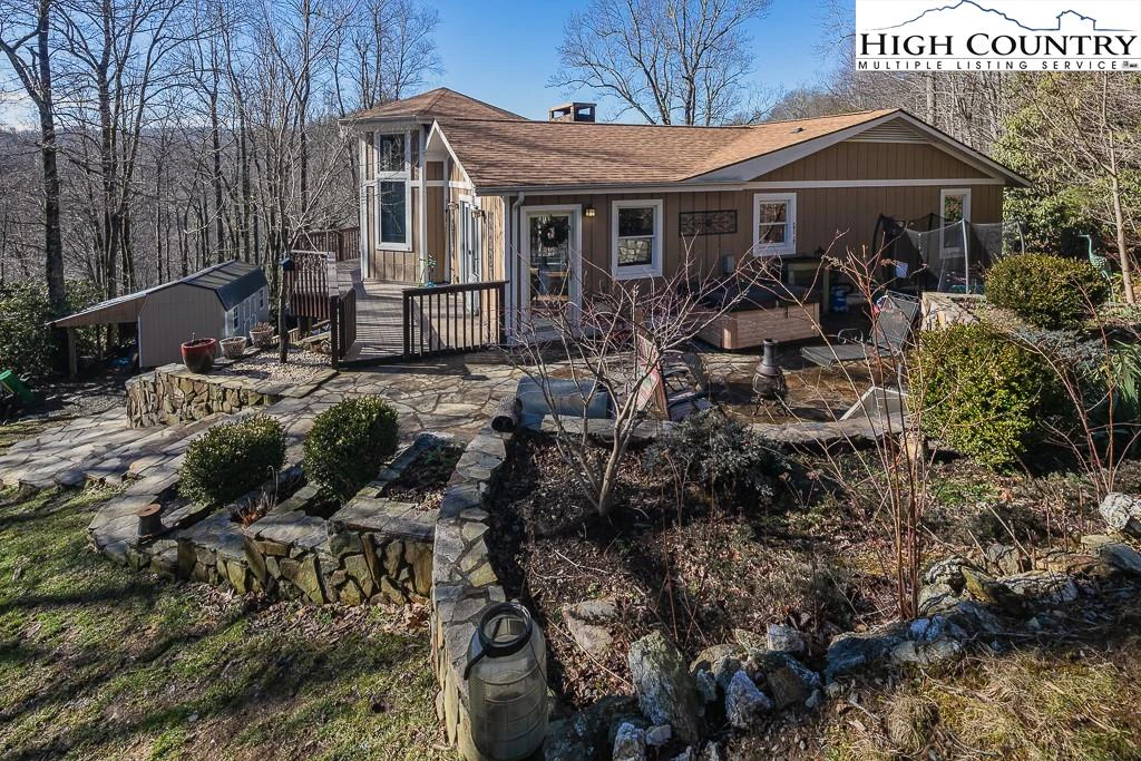 Image number 18 for the current listing