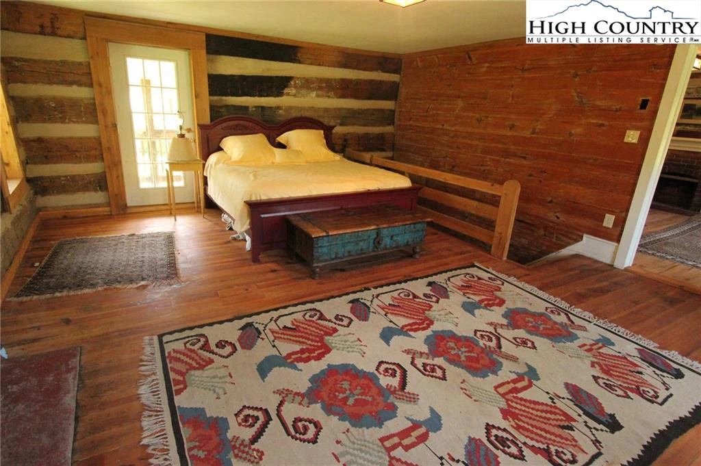 Image number 6 for the current listing