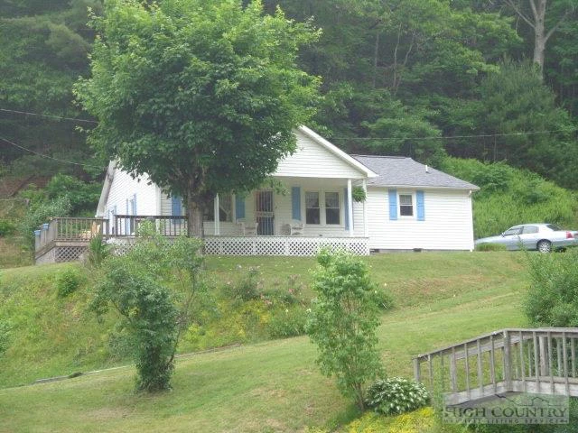 Image number 1 for the current listing