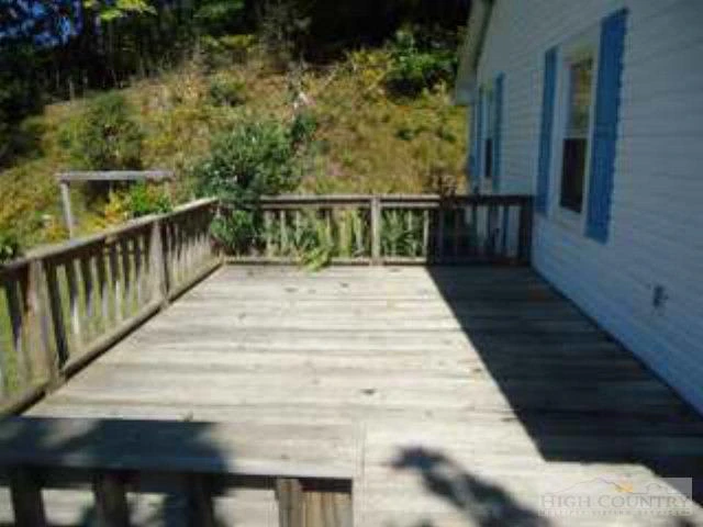 Image number 9 for the current listing