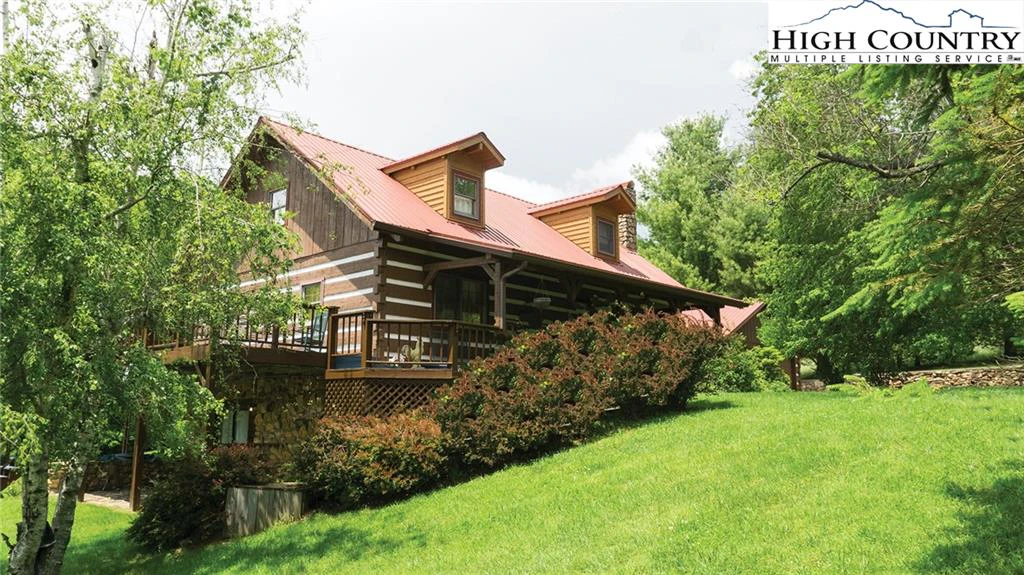 Image number 1 for the current listing