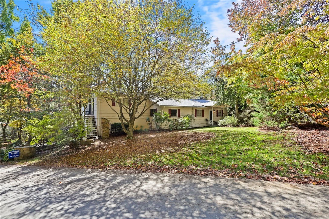 Image number 18 for the current listing