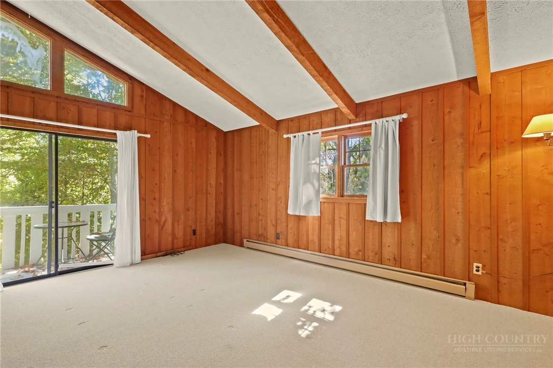 Image number 10 for the current listing
