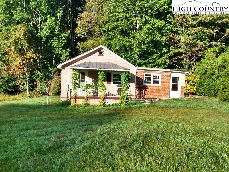 Image number 1 for the current listing