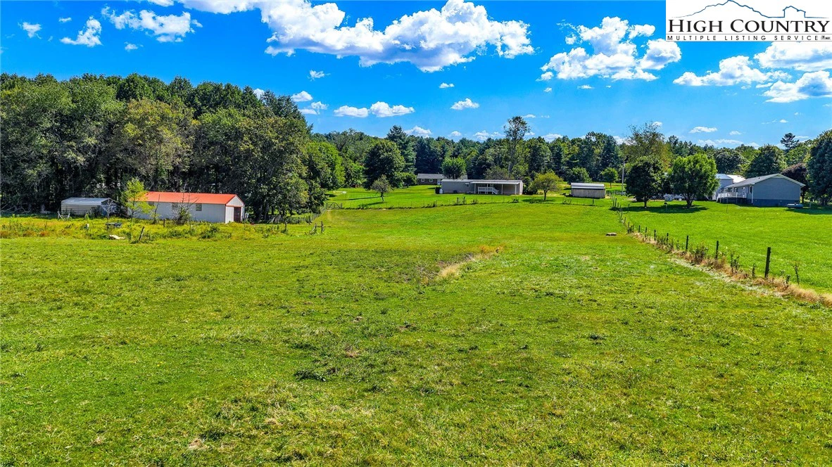 Image number 4 for the current listing