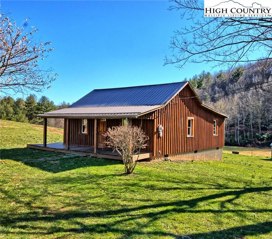 Image number 1 for the current listing