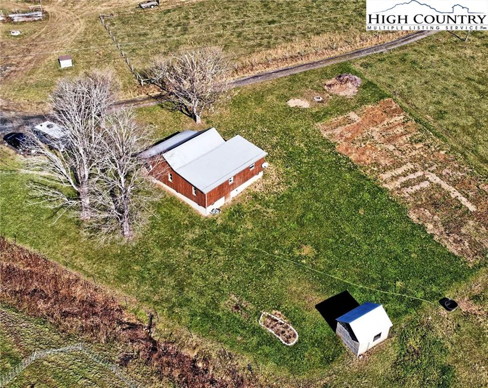 Image number 11 for the current listing