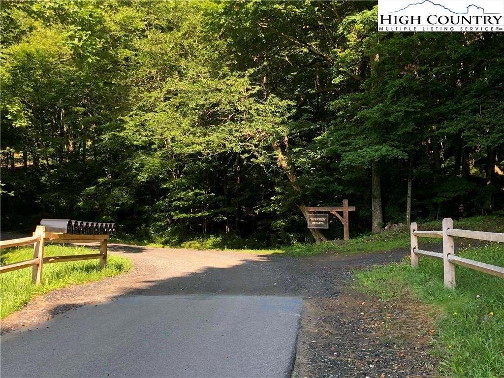 Image number 4 for the current listing