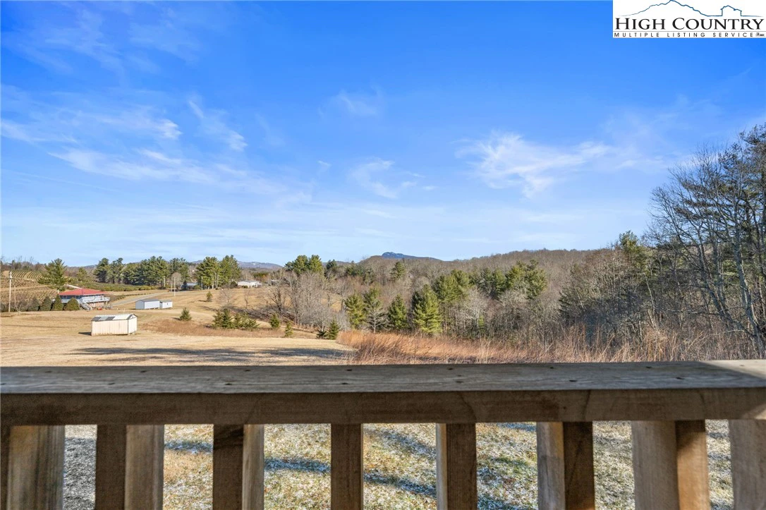 Image number 2 for the current listing