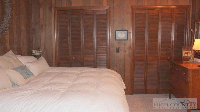 Image number 6 for the current listing