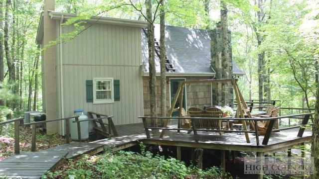 Image number 9 for the current listing
