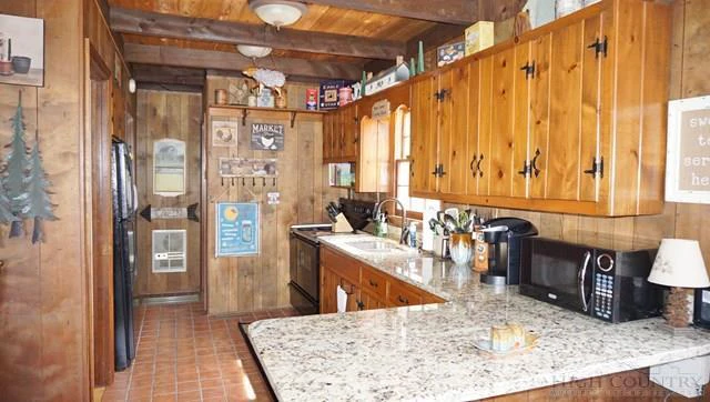 Image number 18 for the current listing
